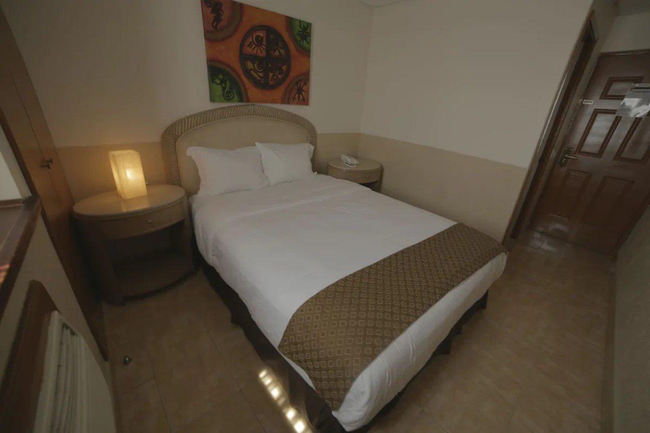 Capital Oel Regio Hotel Monterrey Exterior photo